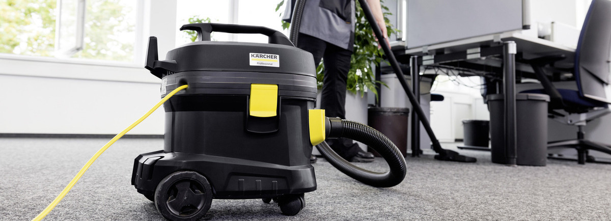 Čišćenje T 11!1 Re!plast usisavačem