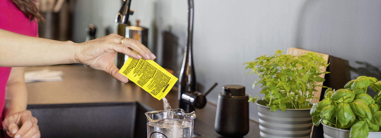 czym czyścić czarną armaturę