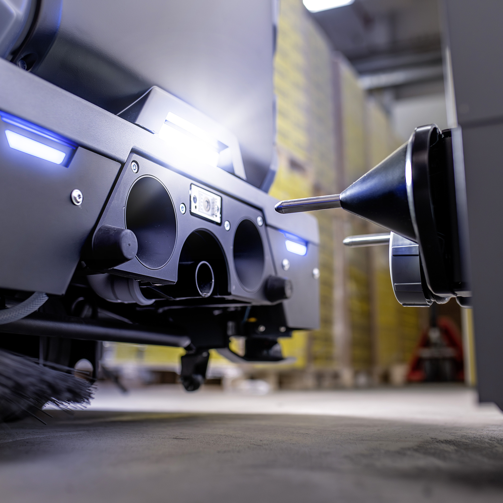 KIRA B 50 scrubber dryer robot with docking station