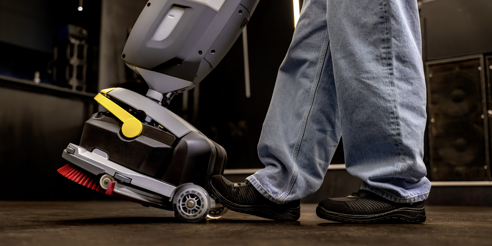 Grössere Flächen werden problemlos, schnell und gründlich gereinigt