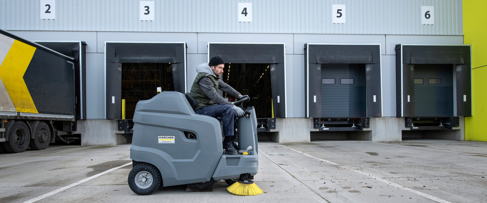 Kärcher Aufsitz-Kehrsaugmaschinen