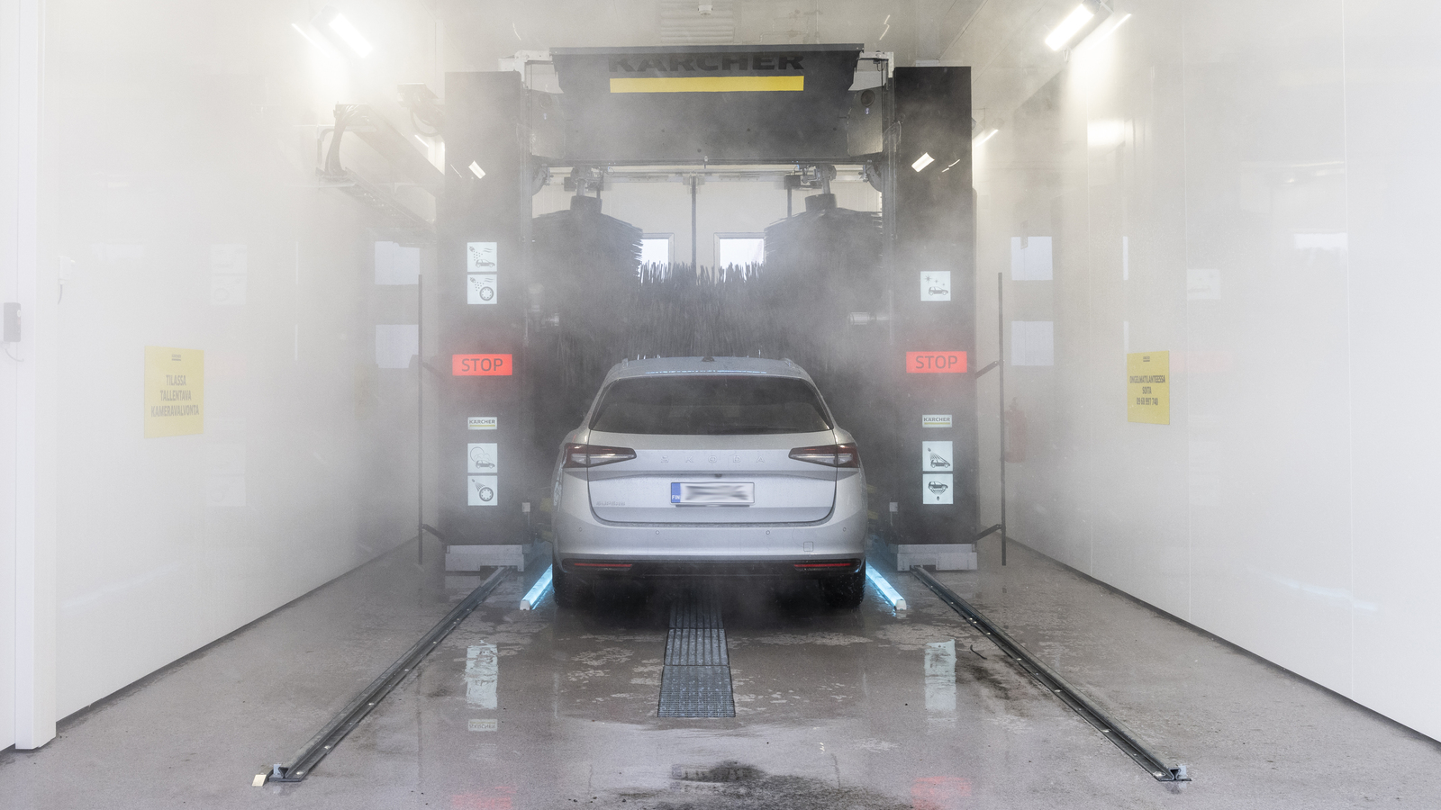 Kärcher Center Oulun automaattipesuhalli