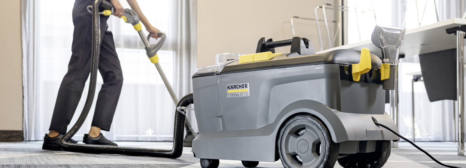 Kärcher Puzzi 8/1 czy 10/1