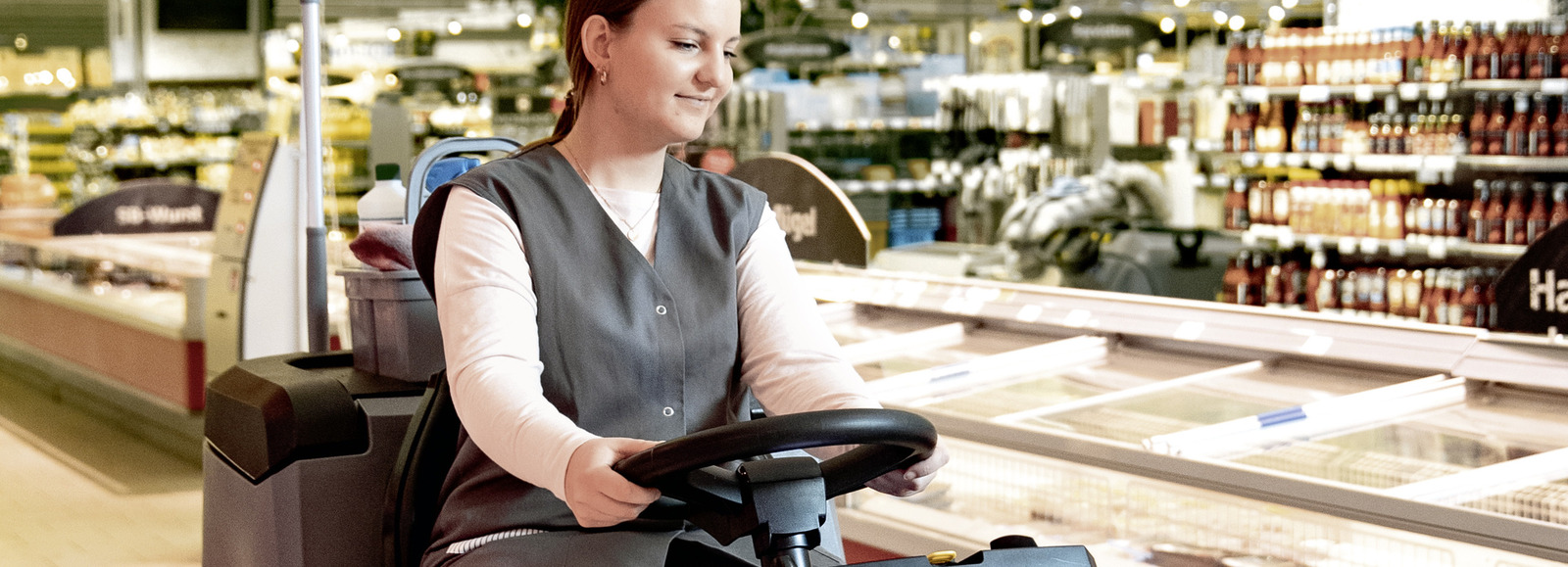 jaki odkurzacz na budowę zdjęcie tytułowe