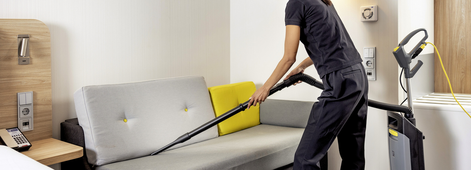 jaki odkurzacz na budowę zdjęcie tytułowe