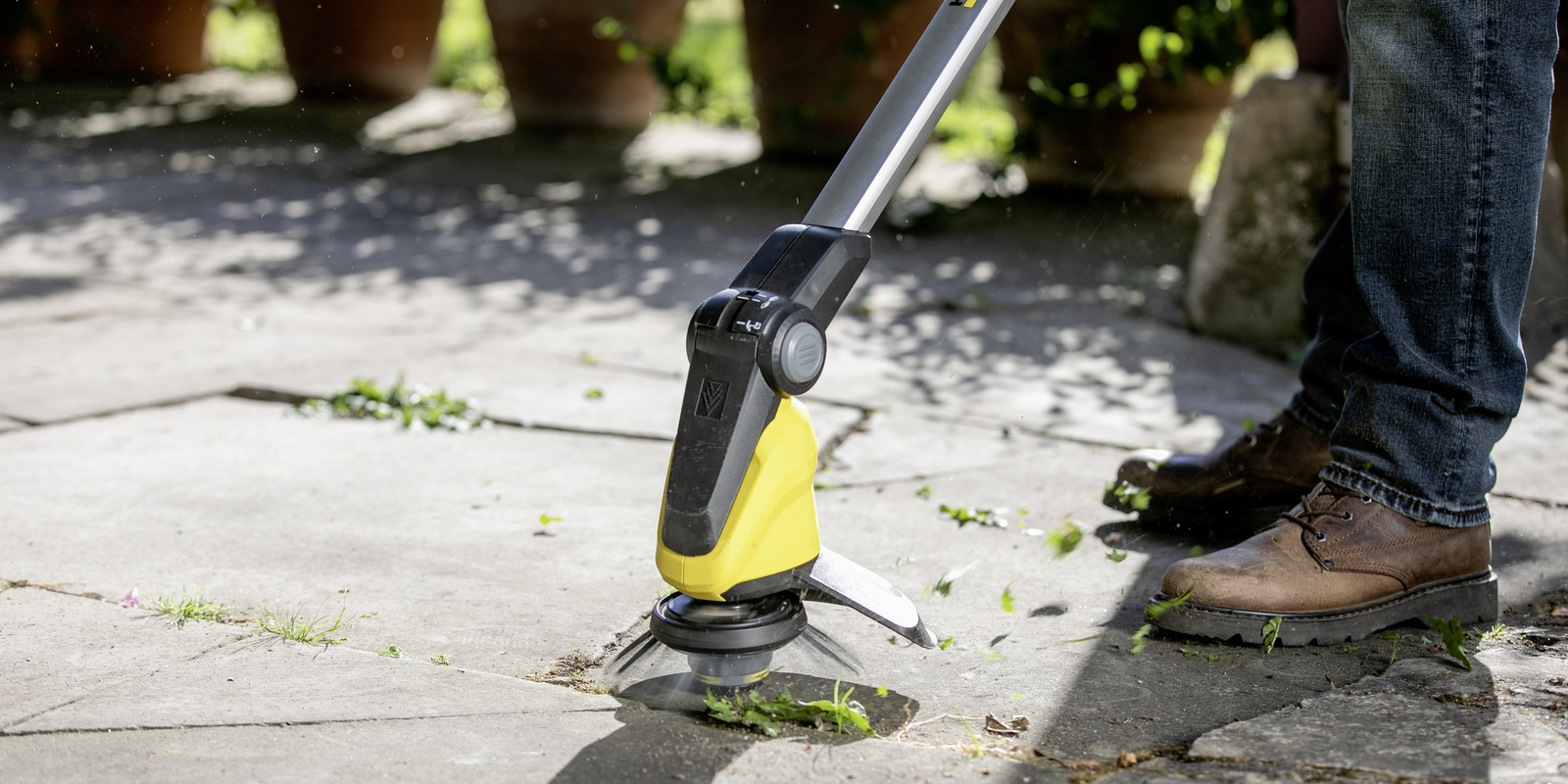 Gratis batterij bij aankoop van een onkruidverwijderaar*