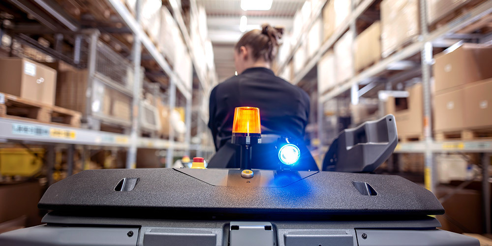 Indicators and lights help to prevent accidents.