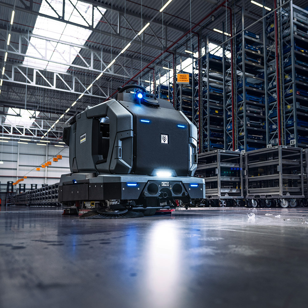 KIRA B 200 Autonomous Floor Scrubber