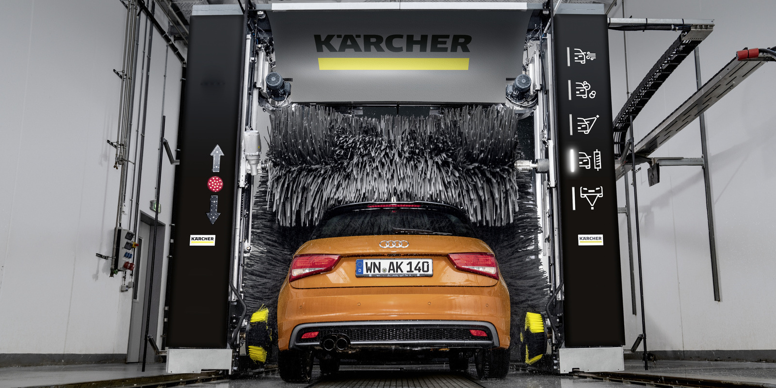 The Kärcher CW 1 Klean!Fit gantry car wash
