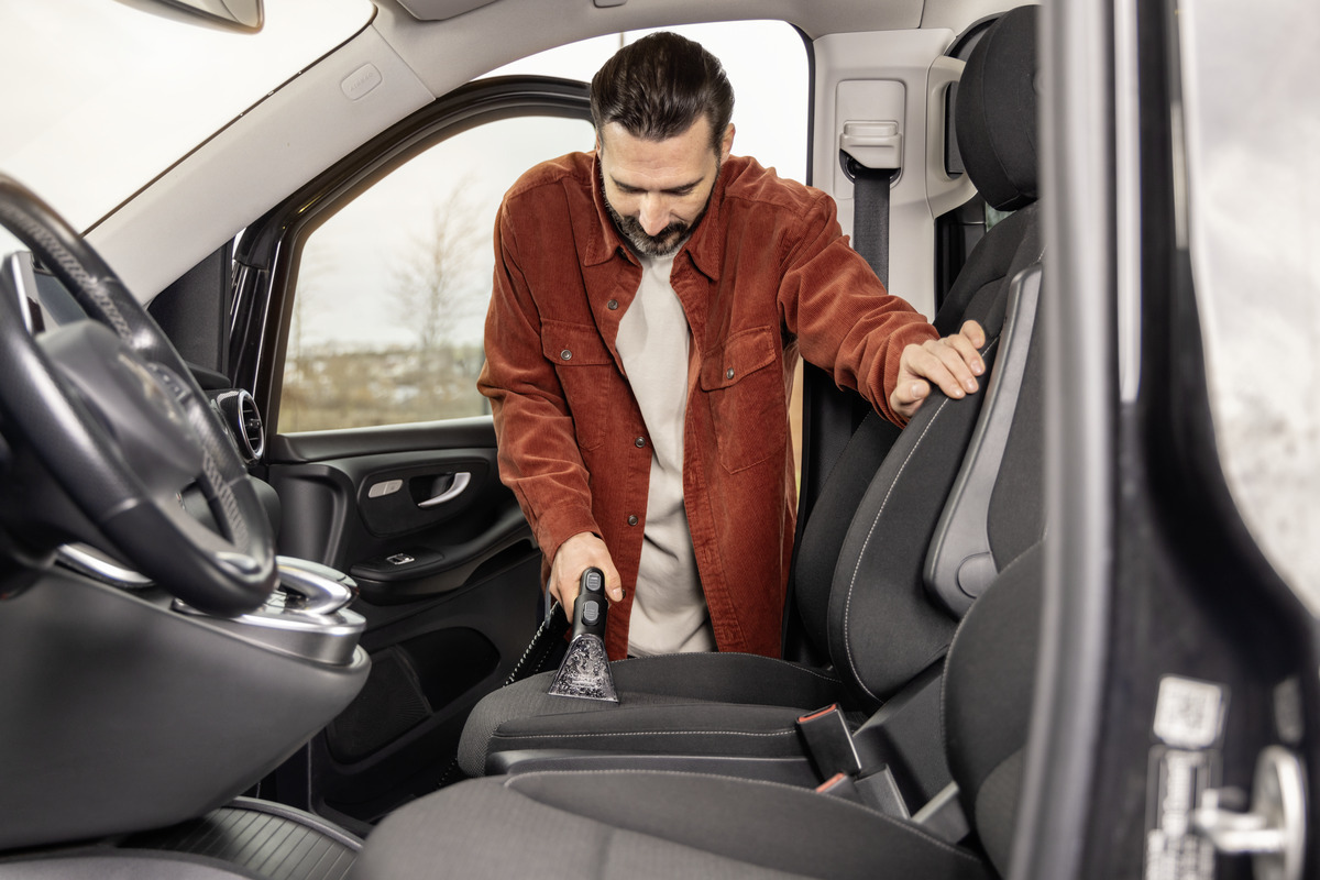 Kärcher tips: Thoroughly clean the interior