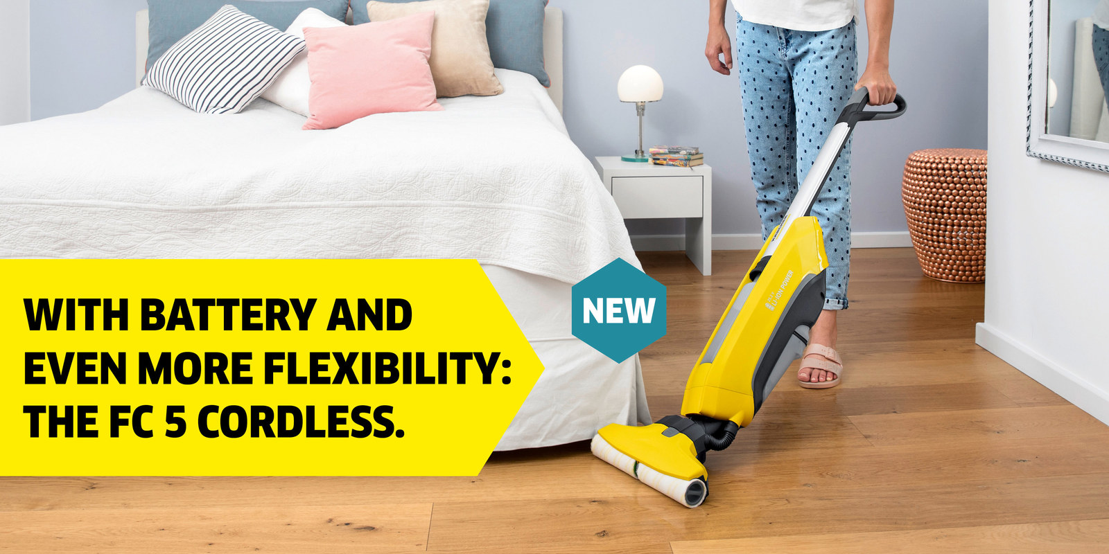 WITH BATTERY AND  EVEN MORE FLEXIBILITY: THE Kärcher FC 5 CORDLESS.