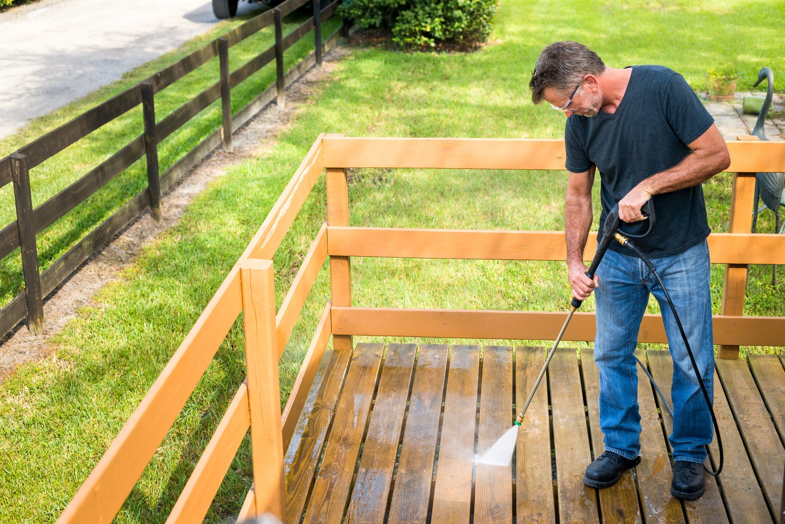 Karcher Gas Pressure Washer Cleans Wood Deck Karcher Gas Pressure Washer Cleans Wood Deck