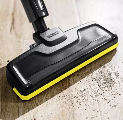 Karcher VC 4i Has Powered Brush Roller