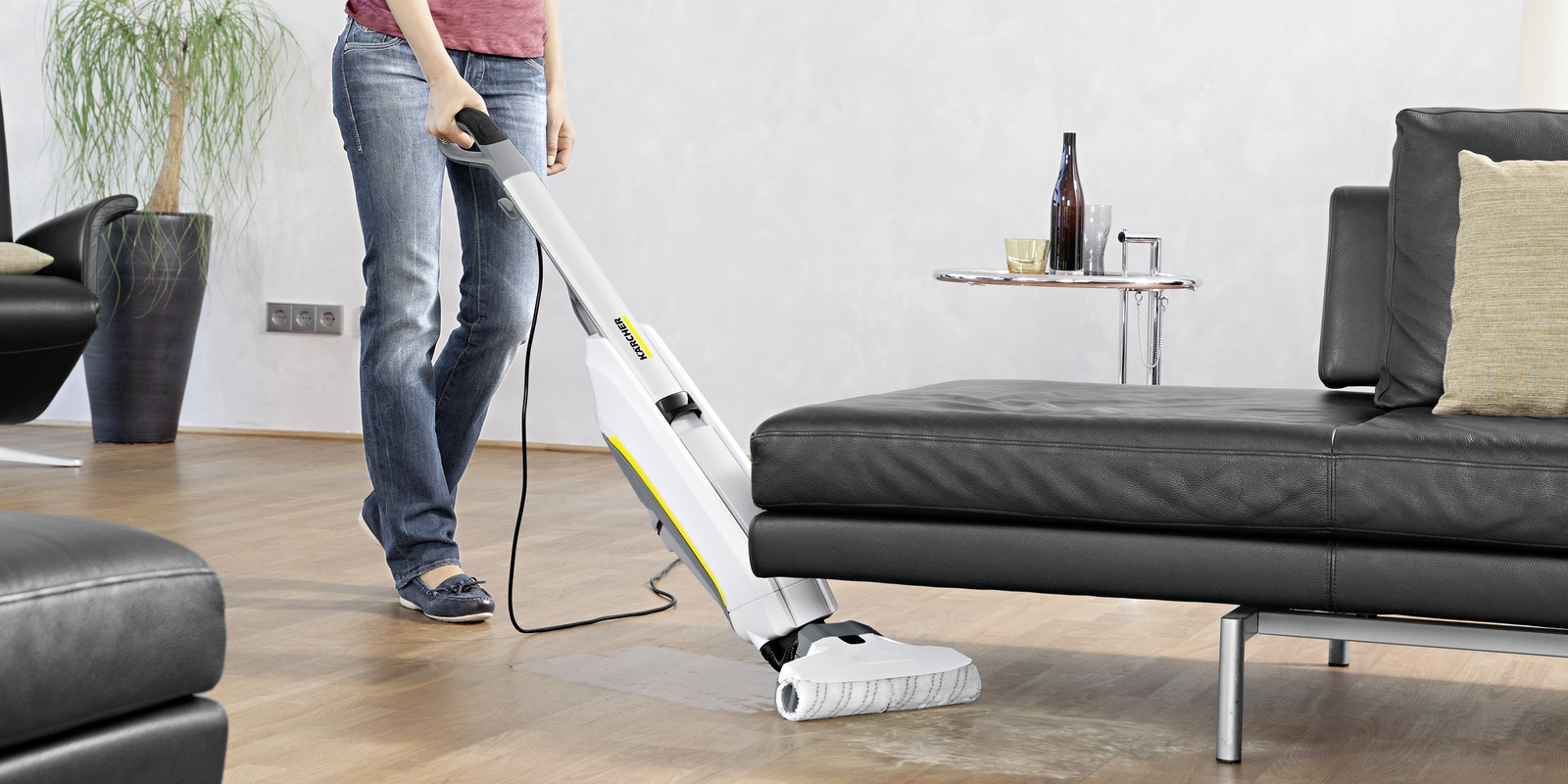Karcher FC5 Premium Cleans Waterproof Laminate Floors Karcher FC5 Premium Cleans Waterproof Laminate Floors