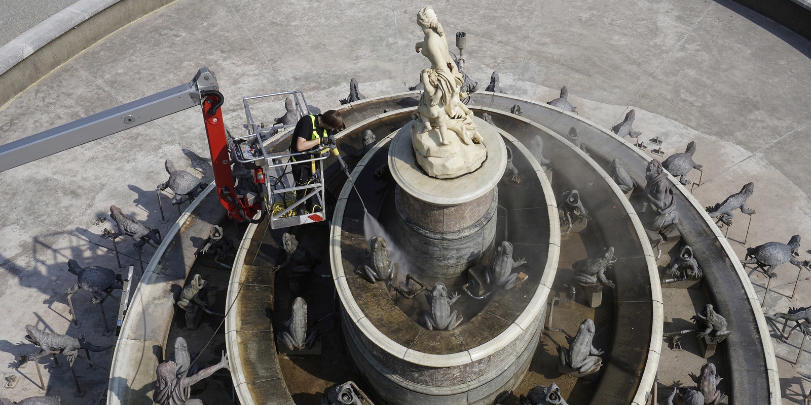 Read more - Latona Fountain in Germany Read more - Latona Fountain in Germany