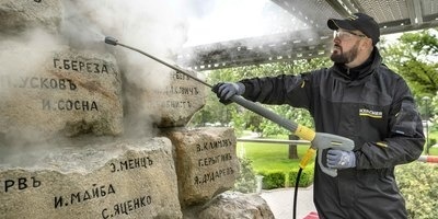 Cleaning of the Doctors' Monument in Sofia, Bulgaria Cleaning of the Doctors' Monument in Sofia, Bulgaria