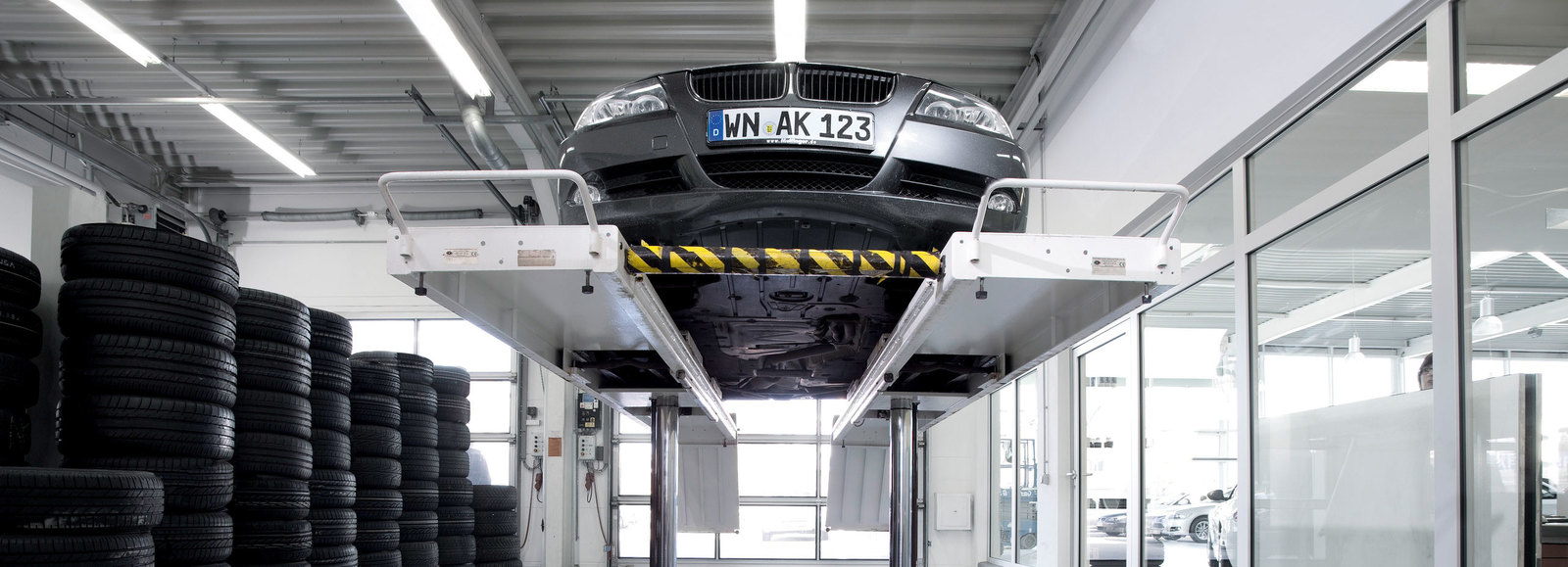 Reinigung in der Branche Automotive: Autohäuser