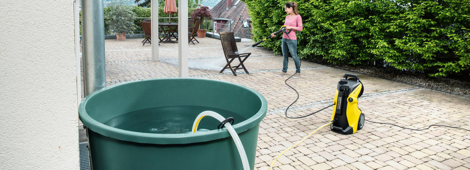 Using Karcher pressure washer with suction hose and bucket Using Karcher pressure washer with suction hose and bucket