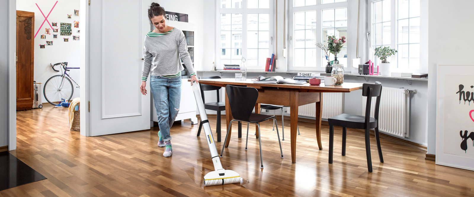 Cleaning helps combat daily stress 使用Kärcher FC 3无绳清洁