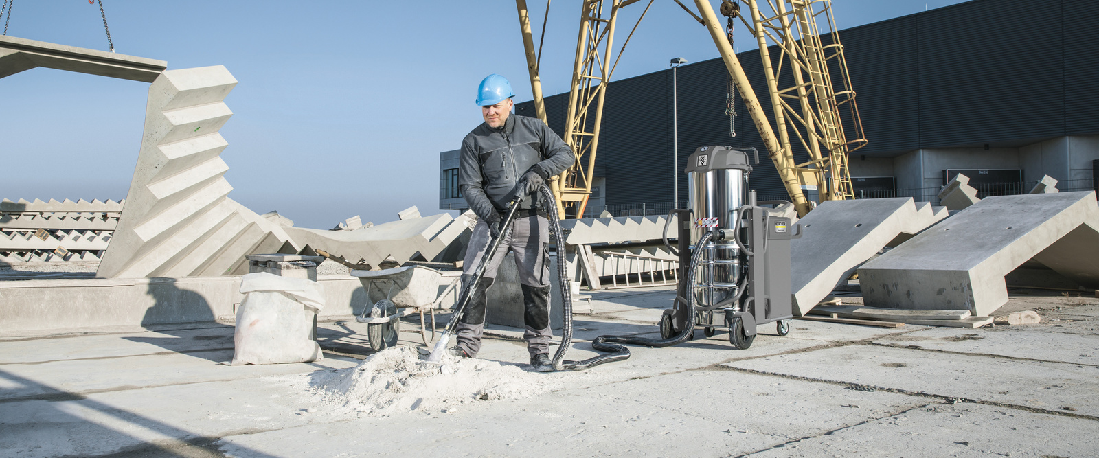 Kärcher industrial vacuums in use on construction sites Kärcher industrial vacuums in use on construction sites