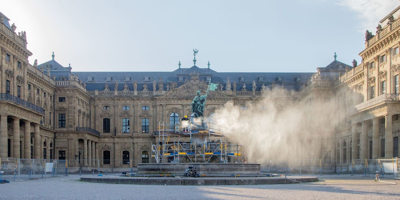 Cleaning Würzburg's Franconia Fountain Kärcher Cleaning Würzburg's Franconia Fountain