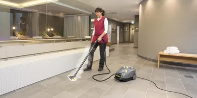 Professional Kärcher steam vaccum cleaners and steam cleaners for disinfection