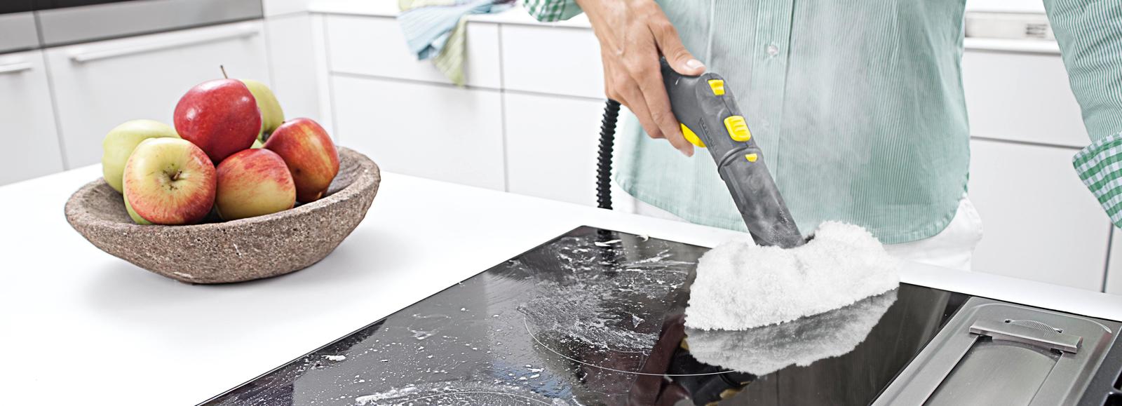 nettoyage à la vapeur dans la cuisine avec Kärcher 