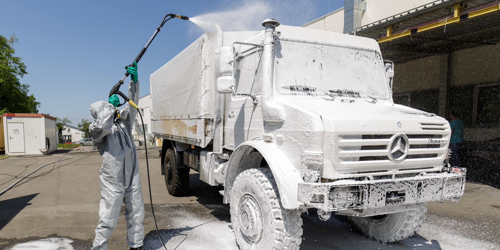 CBRN decontamination systems and chemical agents of Kärcher Futuretech