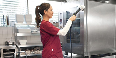 厨房の除菌、衛生管理にスチームクリーナー