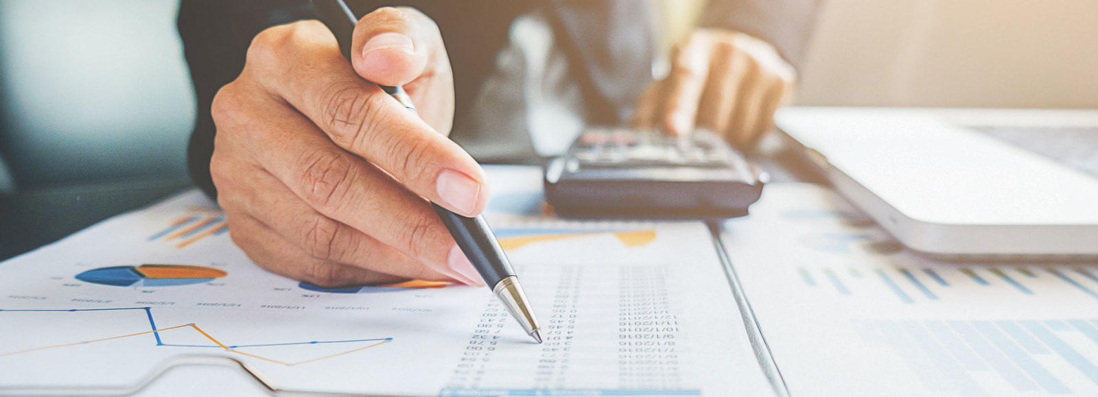 Como evitar que a compra de máquinas e equipamentos sufoque financeiramente seu negócio de limpeza Como evitar que a compra de máquinas e equipamentos sufoque financeiramente seu negócio de limpeza