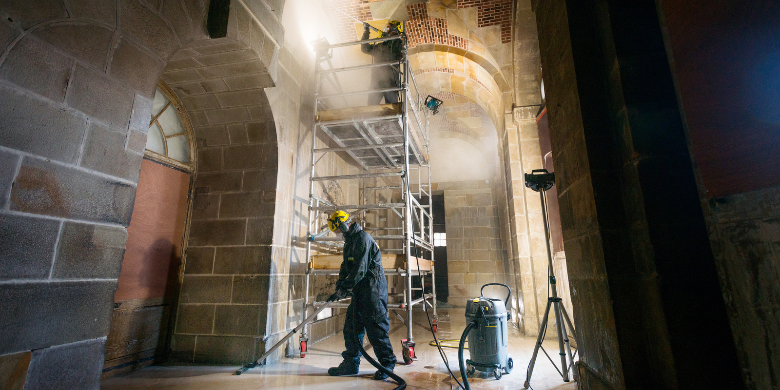 Fontainebleau Castle_Cleaning_Gallery_2 Fontaineblau Castle_Cleaning_Gallery_2