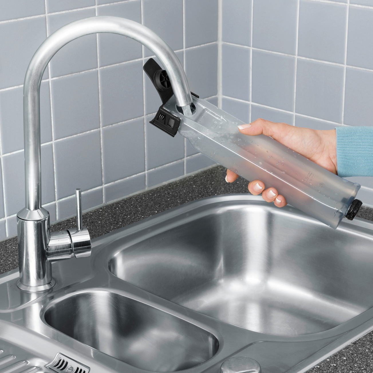 Šetří spotřebu vody při vytíraní Šetří spotřebu vody při vytíraní