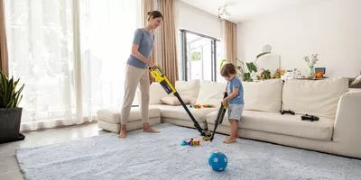 Karcher VC4s Cordless Vac Cleans Large Rugs