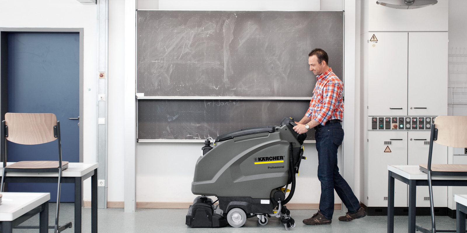 Kaercher_Reinigung_Schulen_01 Kaercher_Reinigung_Schulen_01