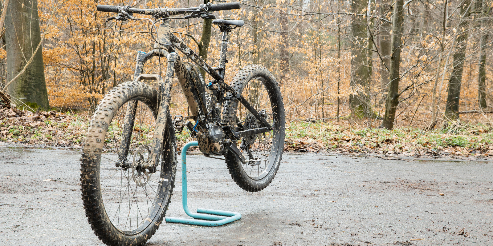 Stationner le vélo sur un emplacement Stationner le vélo sur un emplacement