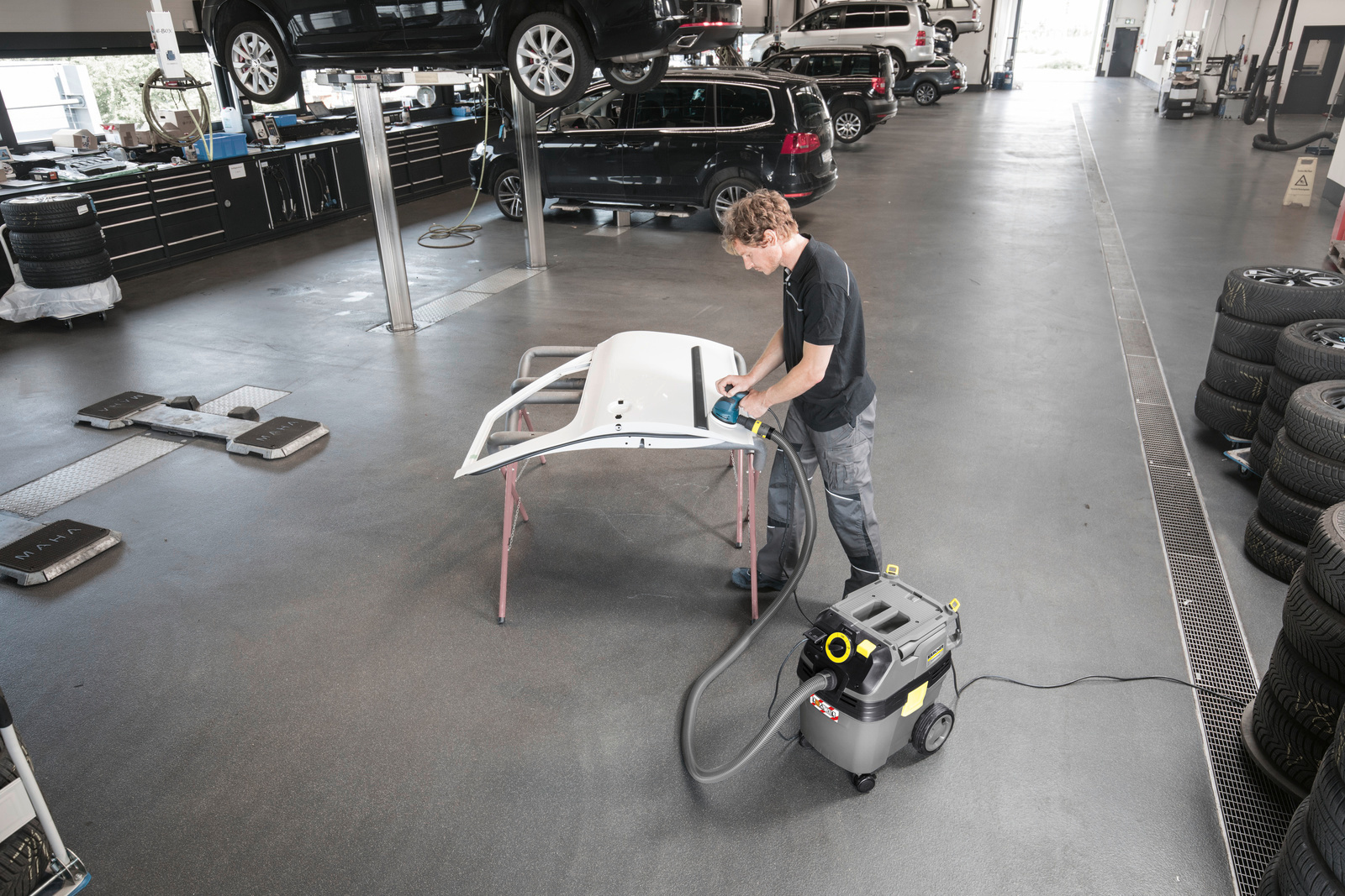 Märkä-kuivaimurit autoteollisuuteen ja kuljetusalalle Kärcherin märkä-kuivaimurit autoteollisuuteen ja kuljetusalalle