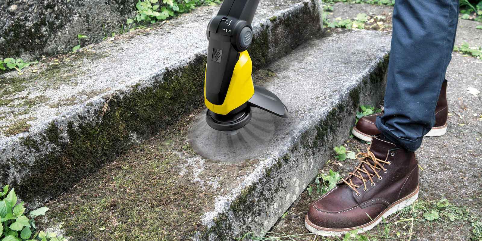 AKU odstraňovače plevele