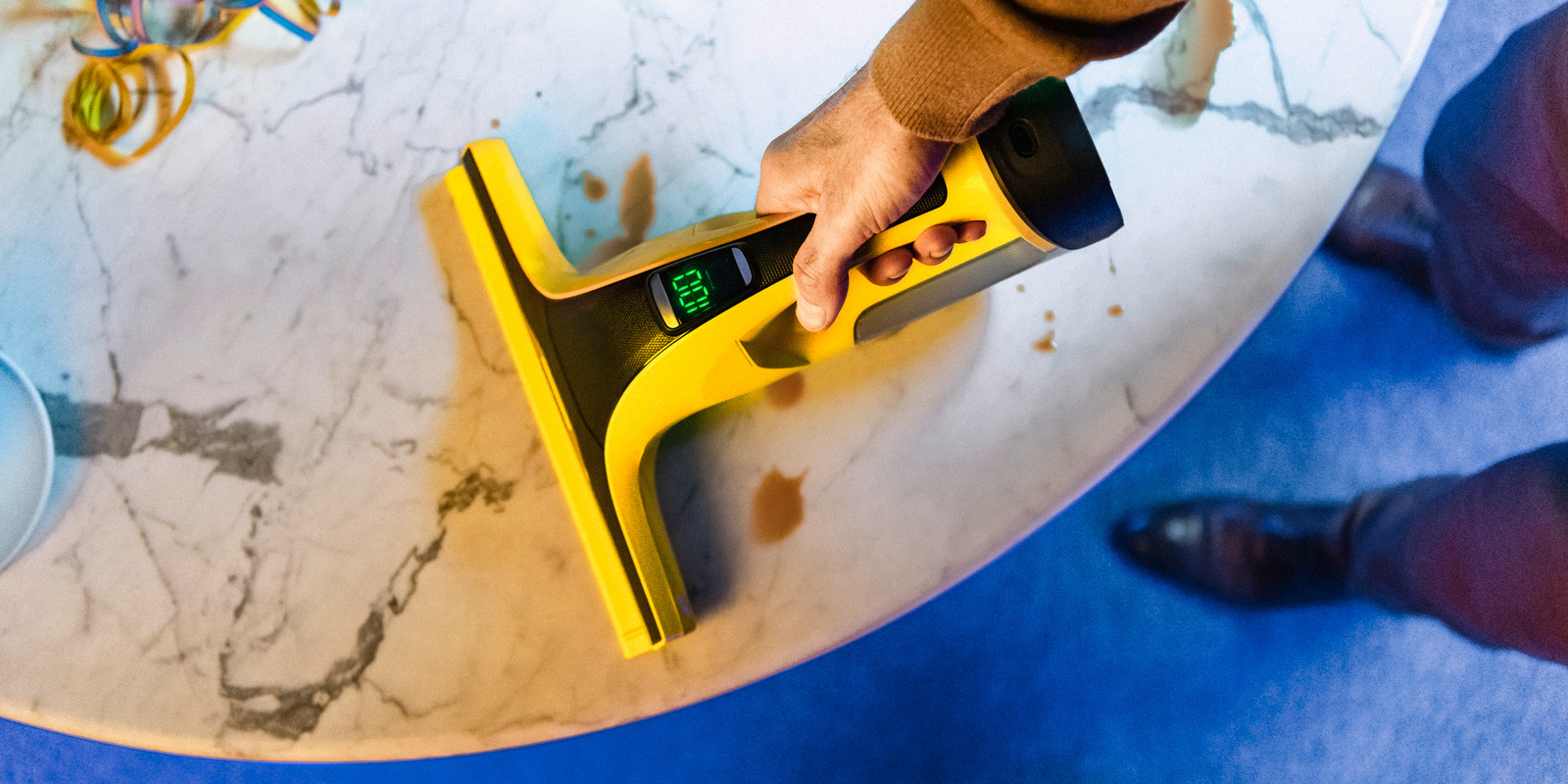 Vacuuming liquids Vacuuming liquids