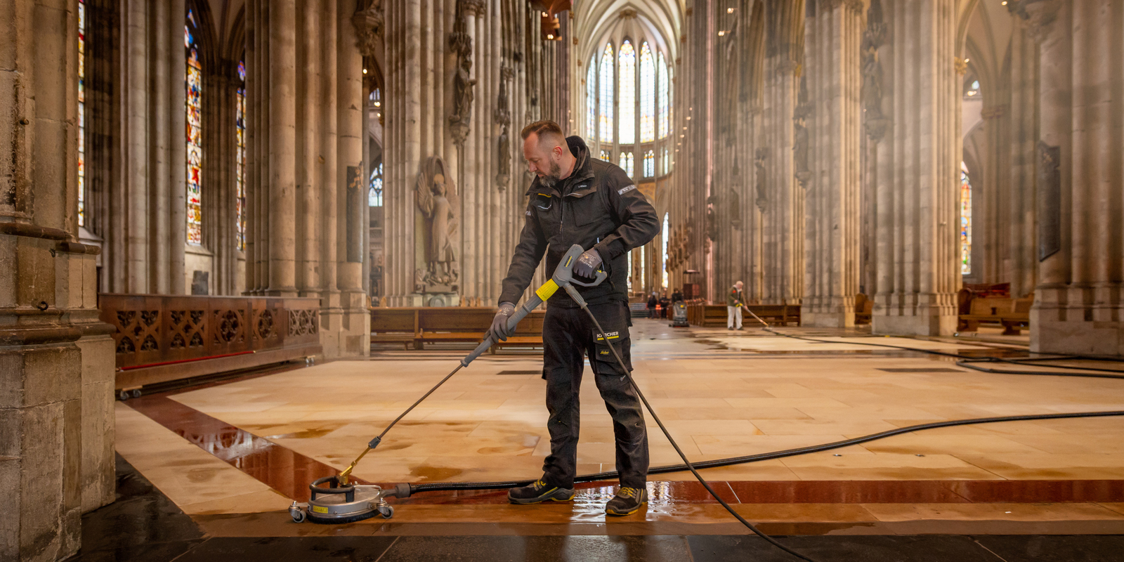 Kölnder Dom Reinigung Sandsteinboden Kölnder Dom Reinigung Sandsteinboden Kärcher