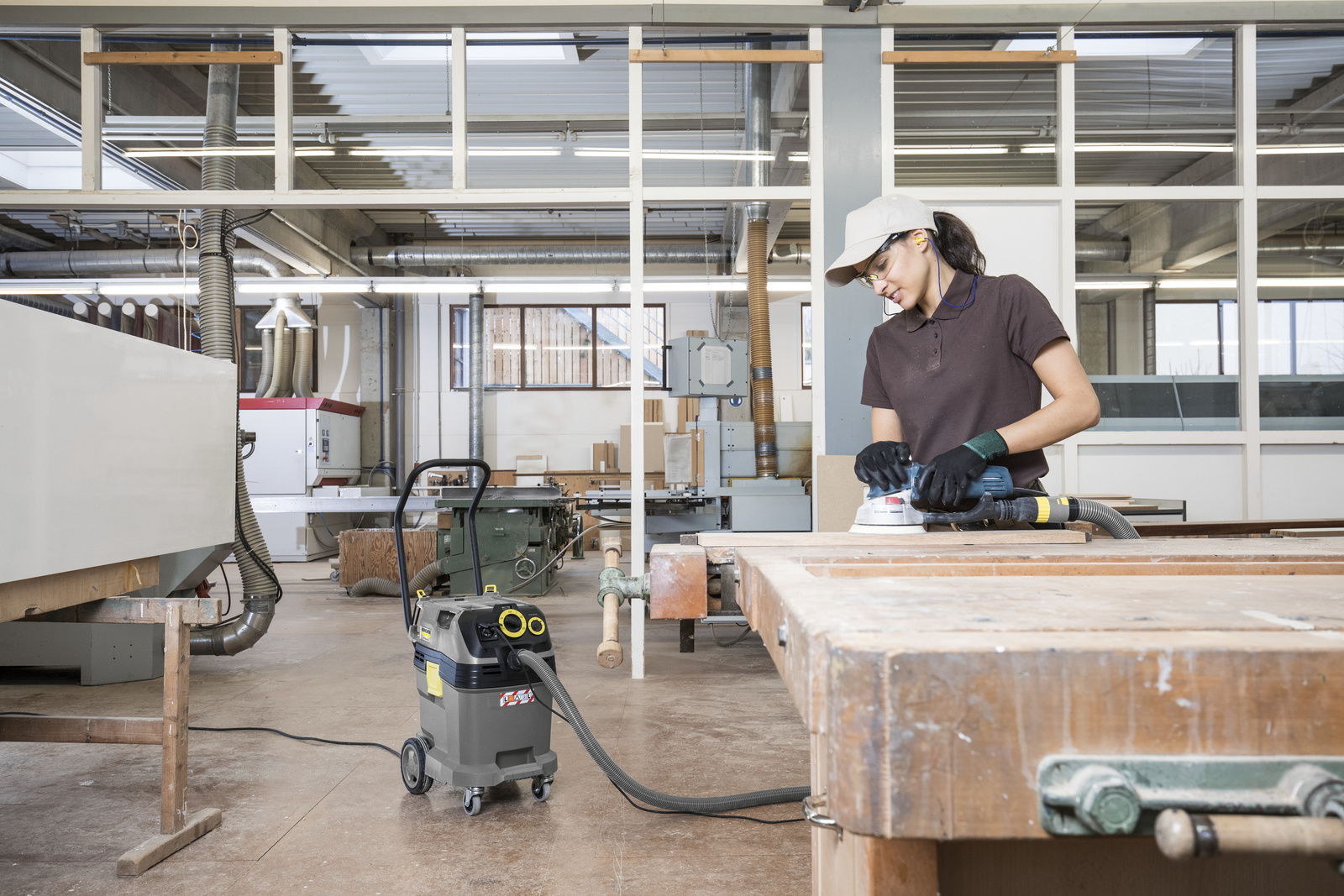 Installation du filtre dans l'aspirateur