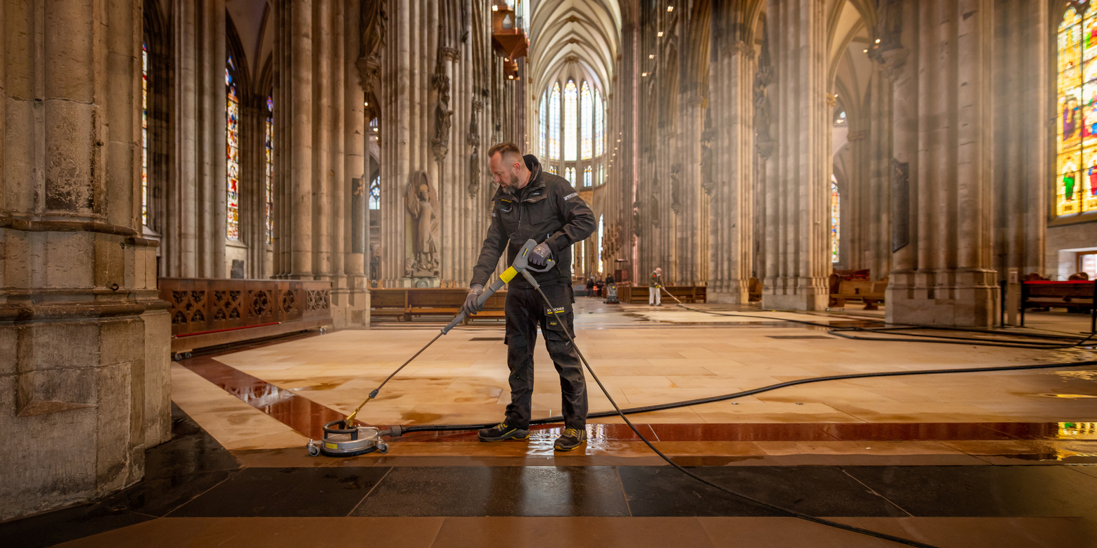 Cologne Cathedral Cleaning_2