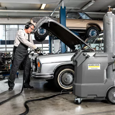 5 Essential Machines Every Car Repair Shop Must Have - The Dirt