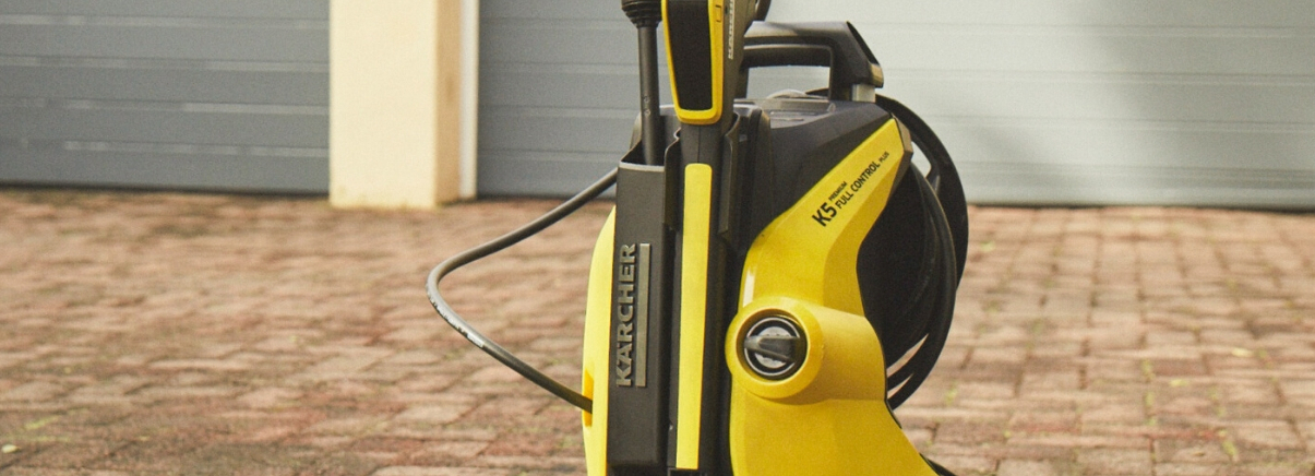 MÁY BƠM TĂNG ÁP RỬA XE LÀ GÌ? máy bơm tăng áp rửa xe Karcher