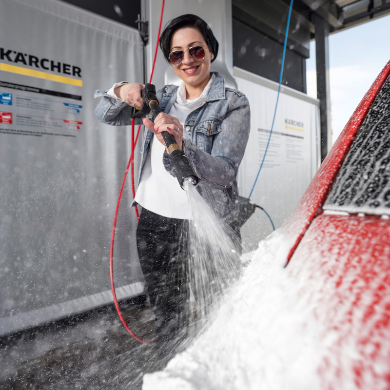 Power foam for self-service wash systems Power foam for self-service wash systems