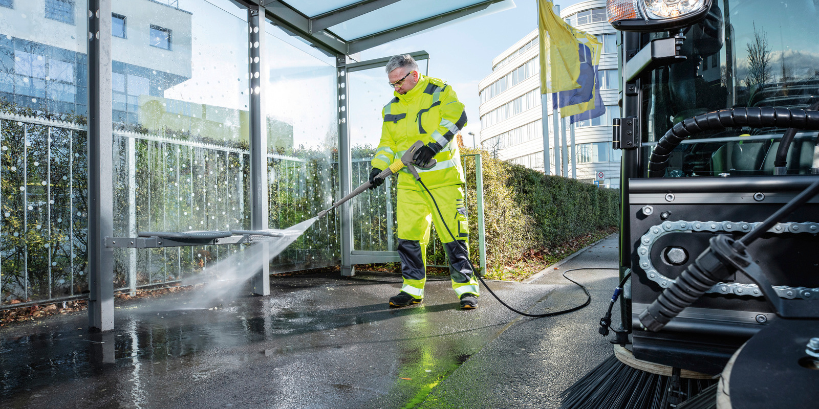 A worker uses the MC 250 to disinfect a bus stop A worker uses the MC 250 to disinfect a bus stop