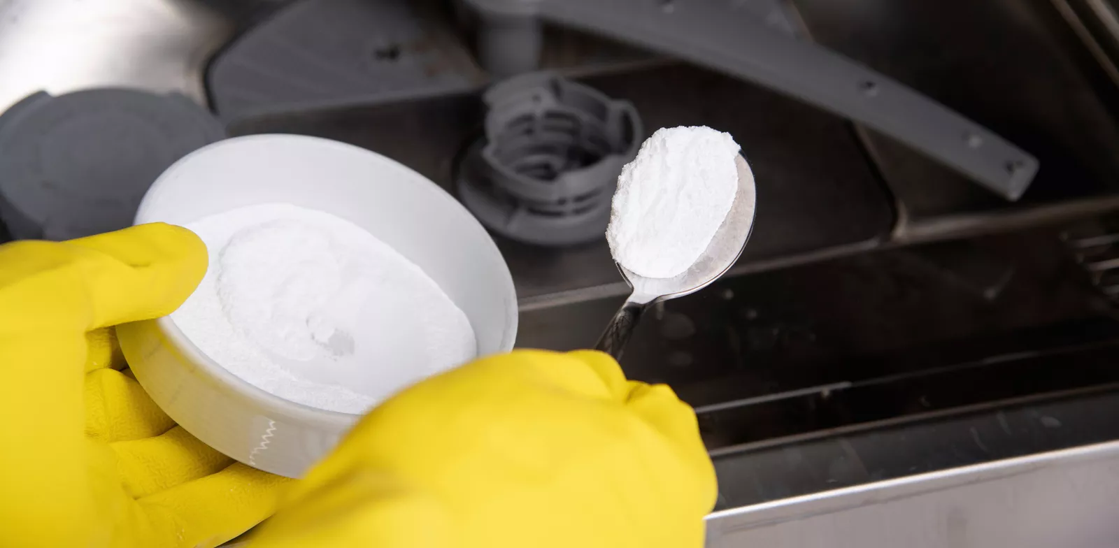 Kärcher tip: Descaling the dishwasher with household remedies