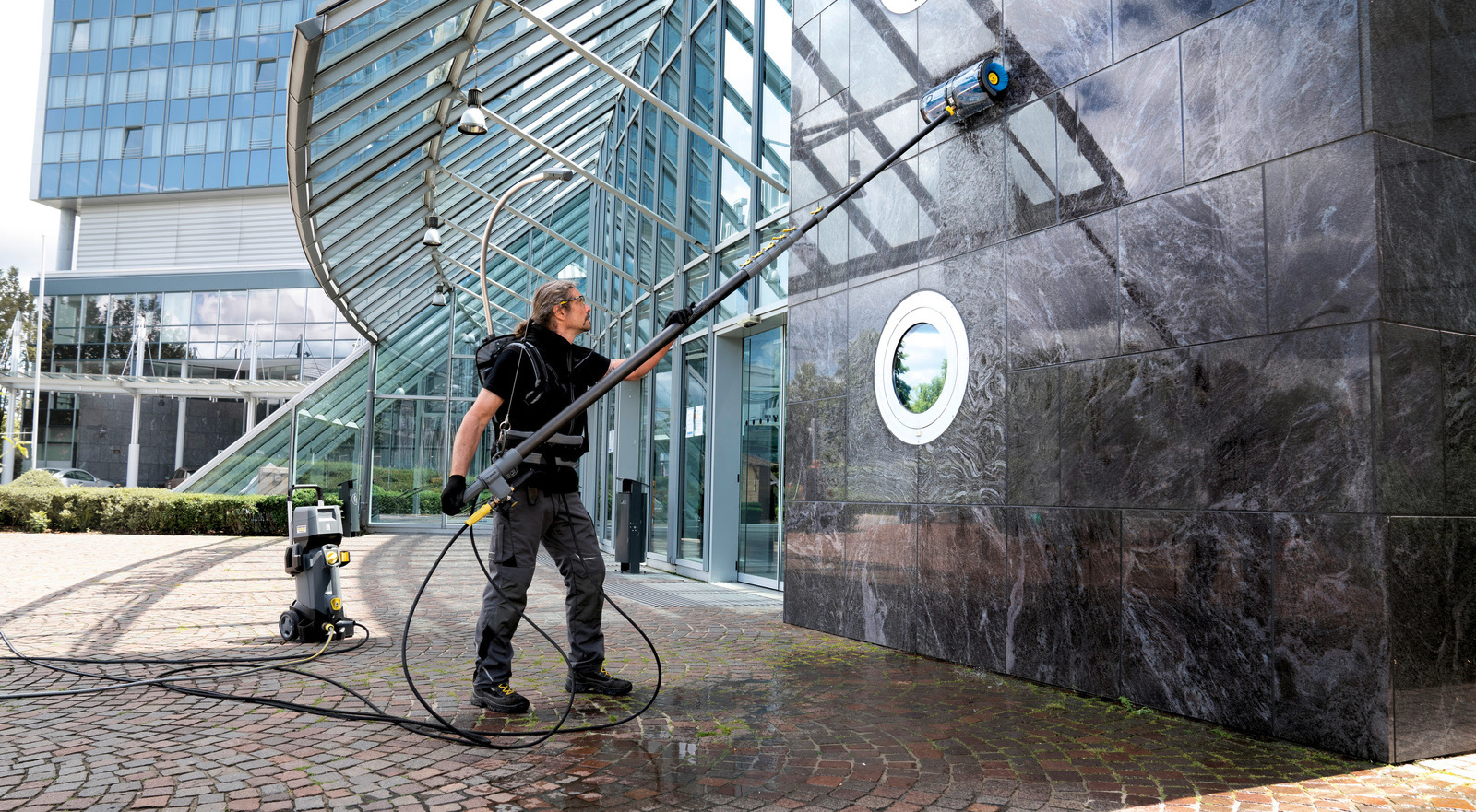 facade cleaning 外墙清洗