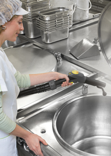 czyszczenie i dezynfekcja odkurzaczem parowym