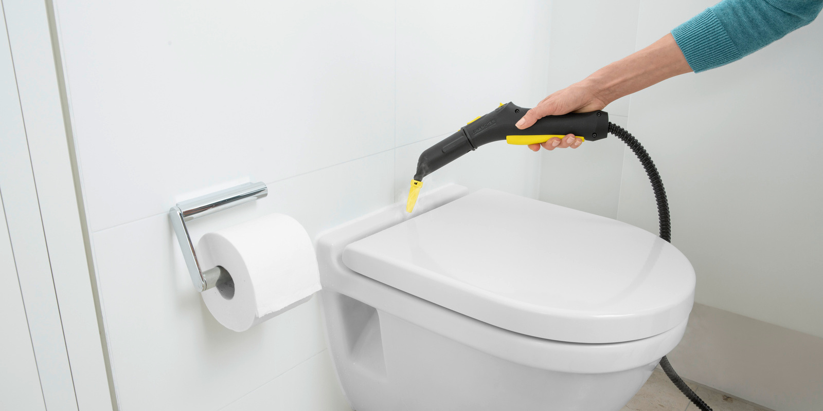 Làm sạch nhà vệ sinh