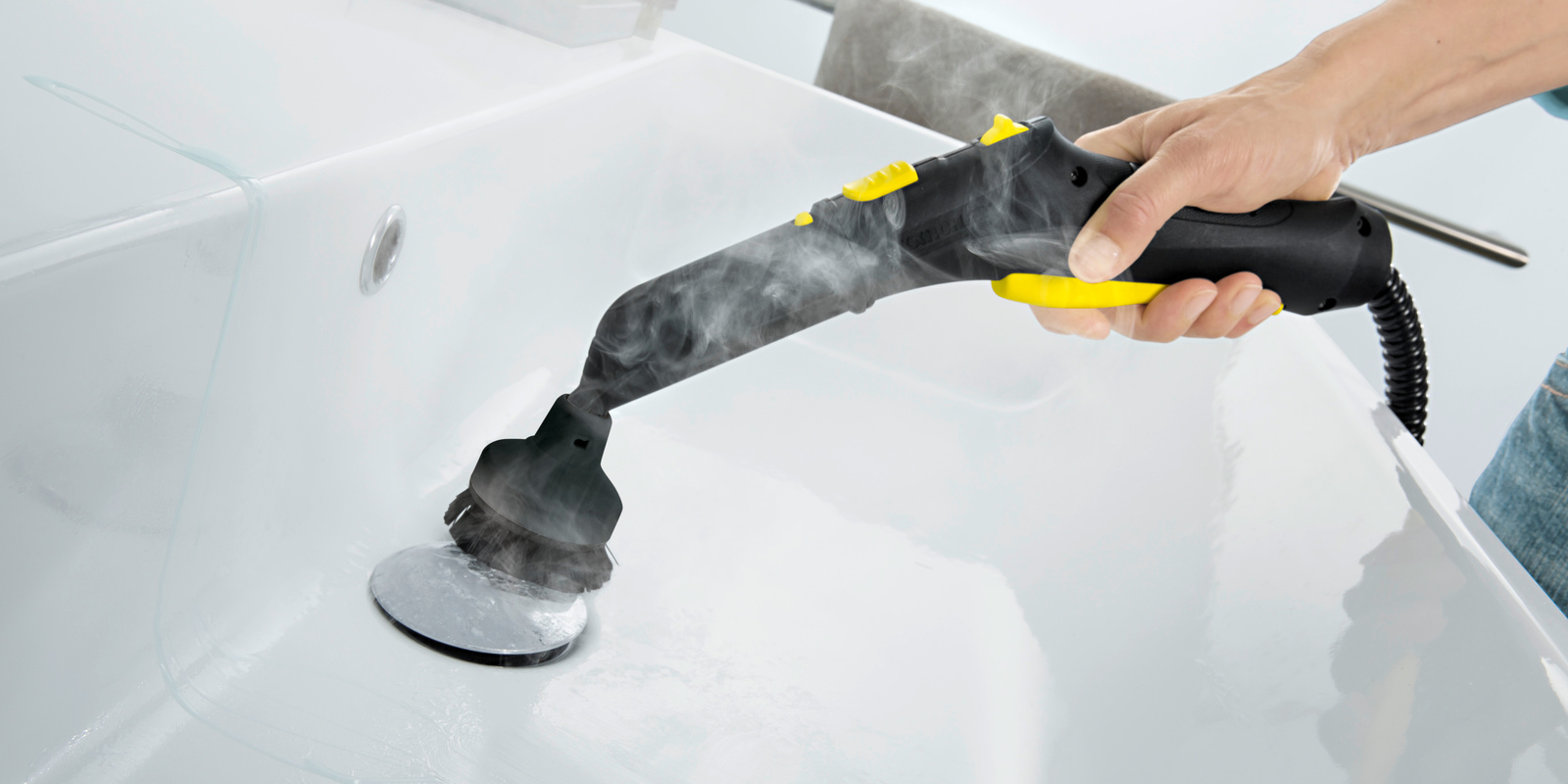 Làm sạch ống thoát nước